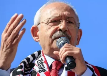 Rivali i Erdogan, 74- vjeçari kërkon fitore në zgjedhjet e 14 majit