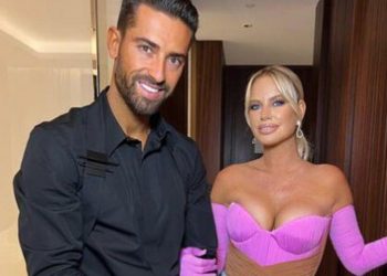 Dështoi në futboll, tashmë është milioner falë të dashurës së tij