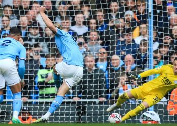 Vetëm 3 pikë nga vendi i parë, City presion direkt Arsenalit