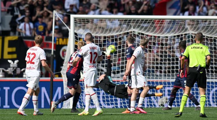 Milan vështirëson rrugën Champions, tjetër hap fals në Bologna