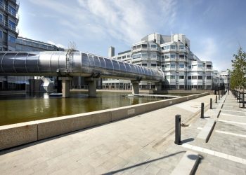 Kina e Rusia rreziqe për sigurinë kombëtare sipas AIVD