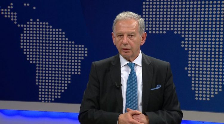 Edhe lobistët lodhen me një regjim të marrë fund