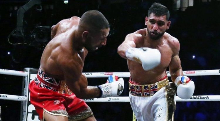 Boksieri i famshëm pezullohet për një kohë të gjatë