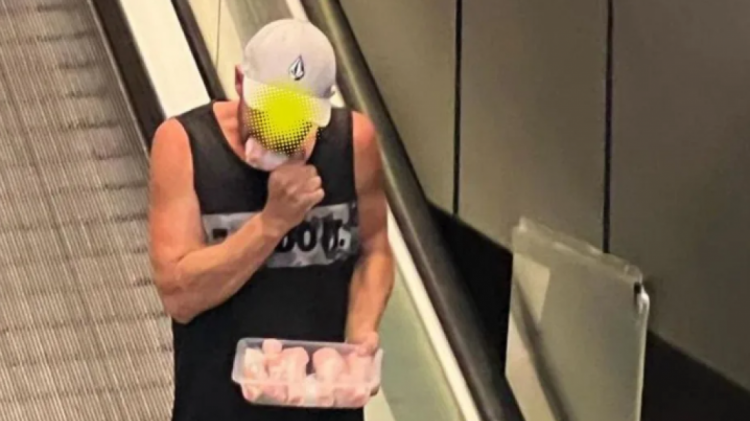 Australiani shkakton reagime pasi u pa duke ngrënë pulë të papjekur