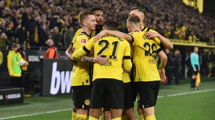 Legjenda e përjetshme rinovon me BVB Dortmund