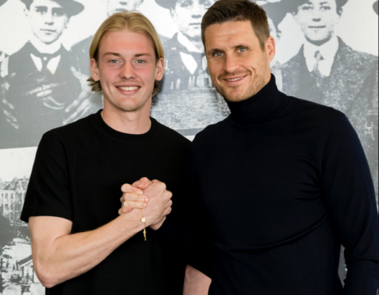 Dortmundi rinovon me mesfushorin e talentuar