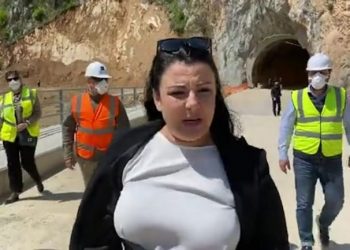 Gjata “bombardon” Ballukun: Ka interesin e asaj ‘kuçedre’ që…