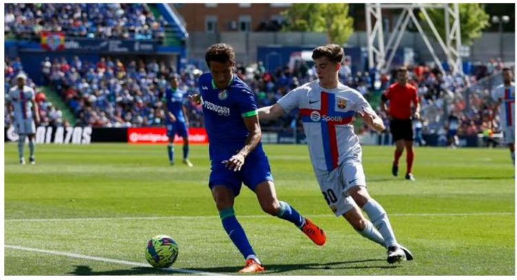 Barcelona bën një hap fals në luftën për titull