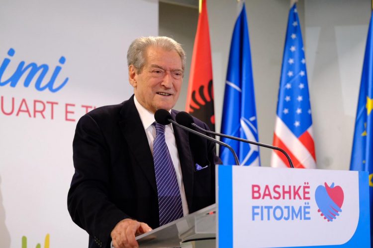 Berisha akuza Mirela Kumbaros: Ka abuzuar rëndë me tenderat