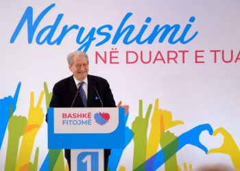 Berisha në Dropull: Rama gjuhë prej halabaku, po plaçkit vendin