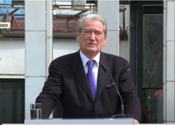 Berisha përkujton martirët e demokracisë së 2 prillit