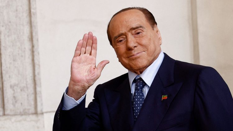 Silvio Berlusconi në gjendje kritike
