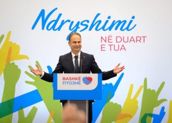 Boçi: Në sheshin e burrave, të ndajmë të bardhën nga e zeza