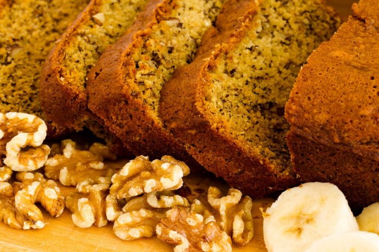 Ja receta për të përgatitur në shtëpi bukën me banane