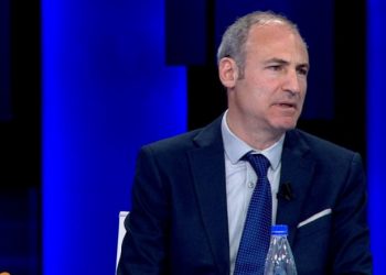 Bumçi: “Vetëm përpara” nënkupton sulltanat i Edi Ramës