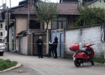 Vrau mamanë, gjykata lë në burg autorin e krimit në Pejë