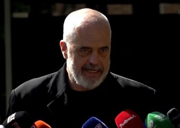 Rama vazhdon presionet: Nuk ka bashkëpunim me kukullat…