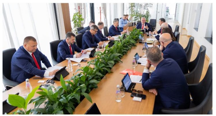 Mblidhet Komiteti Ekzekutiv i FSHF, miratohen investime të rëndësishme në infrastrukturë dhe materialet e Asamblesë së Zakonshme vjetore