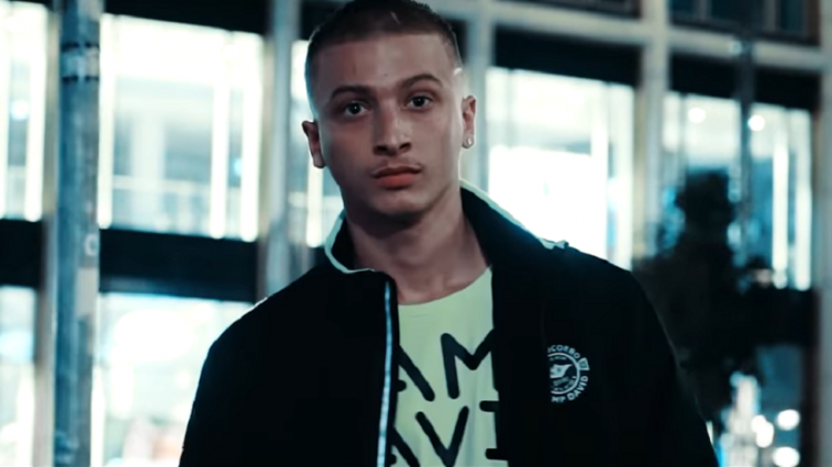 Reperi i njohur heq dorë nga “Hip Hopi” por…