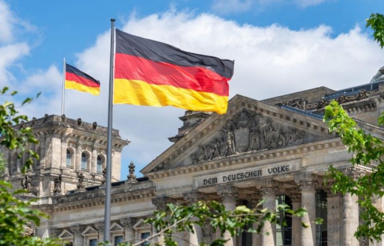 Berlini pret zbatimin e plotë të marrëveshjes Kosovë-Serbi