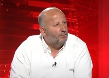 “Na ka futur tmerrin”/ Hallulli komenton shembjen e hotelit luksoz