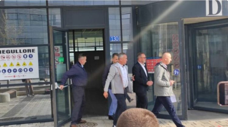 U arrestua për korrupsion, burgoset zyrtari i lartë në Kosovë