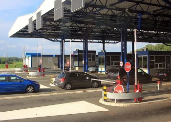 Standarde të dyfishta në rrugën nga Kosova në Bosnje