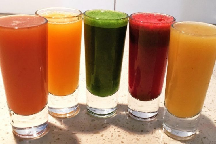 Ja efektet pozitive dhe negative të lëngjeve të frutave