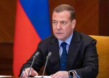 Medvedev: Nëse furnizon Ukrainën, Seuli bëhet pjesë e luftës