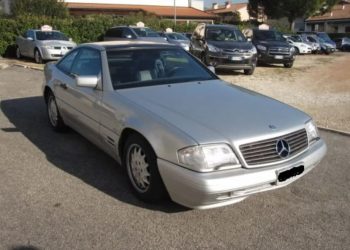 Del në ankand Mercedesi i bomberit legjendar