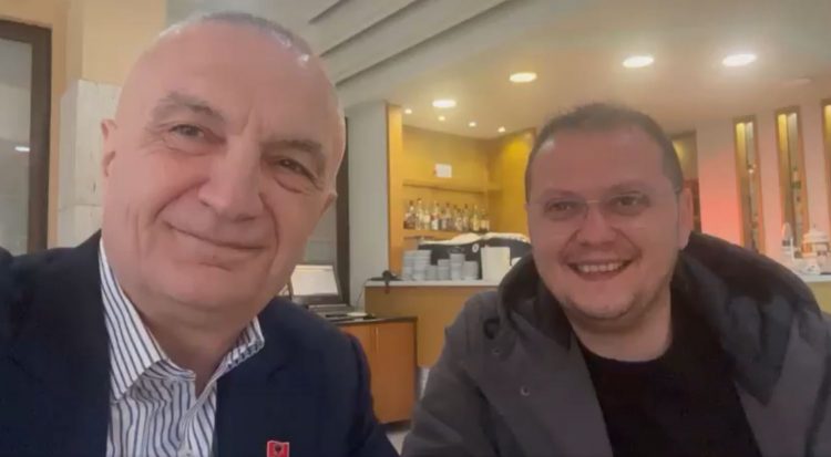 Meta pozon me Indrit Hoxhën: Të gjitha rrugët të çojnë në Vorë