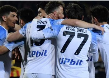 Napoli tregon forcën, pranë titullit kampion