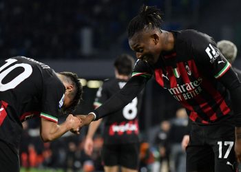 Pioli frenon entuziazmin pas fitores në Napoli