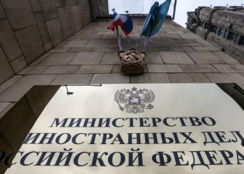 Rusia i kundërpërgjigjet Moldavisë, dëbon diplomatin