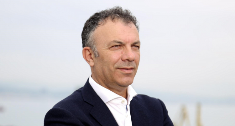 Cara paralajmëron ndërprerje të kontratës me kompaninë e inceneratorit