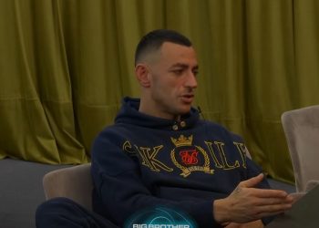 E akuzuan se nuk meritoi fitoren, Stresi në kundërsulm