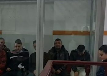 FOTO/ Vipat e Tiktokut që shpërndanin drogë dalin në gjyq