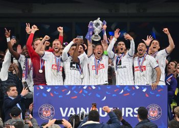 Fituan kupën me goleadë por rrezikojnë të mbeten jashtë Europës