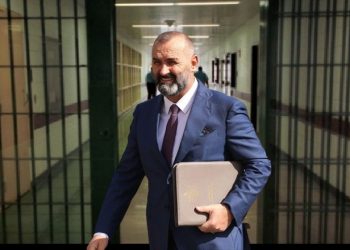 Denoncimi në KPP/ Ulsi Manja firmos 613 mln lekë për reçel dhe erëza për Burgjet