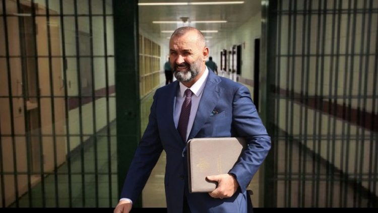 Denoncimi në KPP/ Ulsi Manja firmos 613 mln lekë për reçel dhe erëza për Burgjet