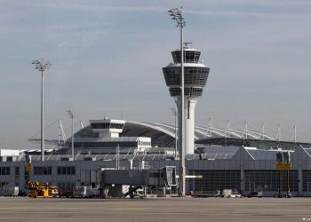 Tre aeroporte kryesore të Gjermanisë bllokohen nga greva