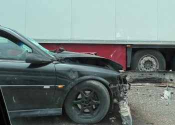 FOTO/ Aksident në dalje të Përrenjasit, dy të plagosur