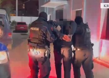 VIDEO/ I shpallur në kërkim për drogë, arrestohet 29-vjeçari