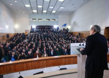 Berisha: McGonigal është qytetar turpi dhe jo nderi për Tropojën