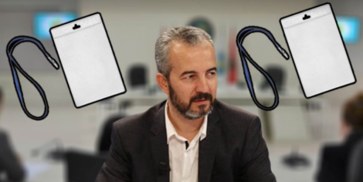 Ilirjan Celibashi ka thyer rekordin për numrin e denoncimeve që i janë bërë për tenderët e materialeve të zgjedhjeve të 14 majit.