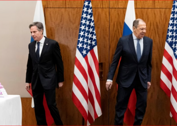 Blinken telefonon Lavrov: Lironi dy amerikanët e ndaluar