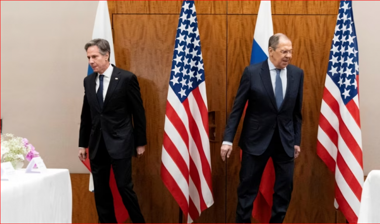 Blinken telefonon Lavrov: Lironi dy amerikanët e ndaluar