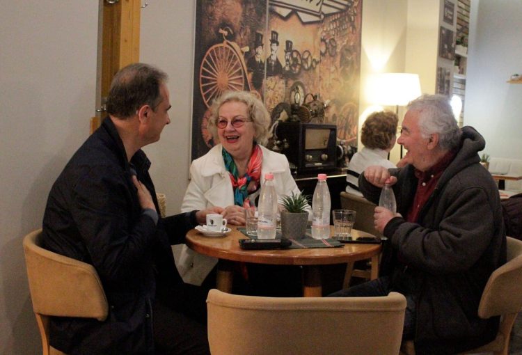 Boçi takon ikonat e teatrit “Skampa”: Do t’i rikthejmë shkëlqimin