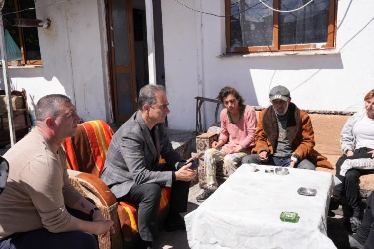 Luçiano Boçi jep premtimin për familjet në mjerim të Elbasanit