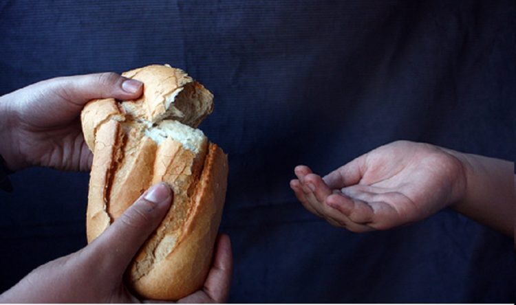 Raporti/ Bujaria, a po e ruajnë shqiptarët këtë traditë?